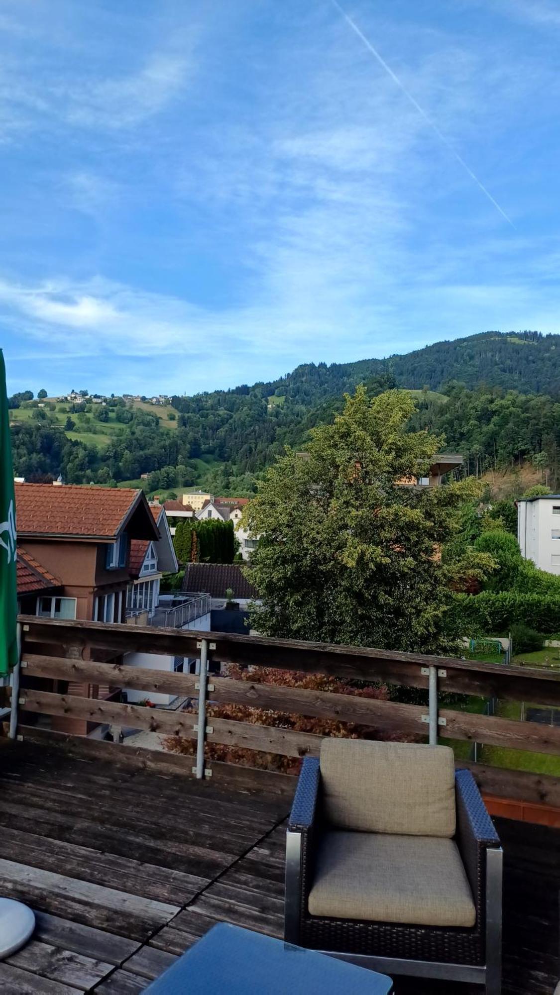 Ruhige Stadtwohnung, 107 M2 Dornbirn Kültér fotó